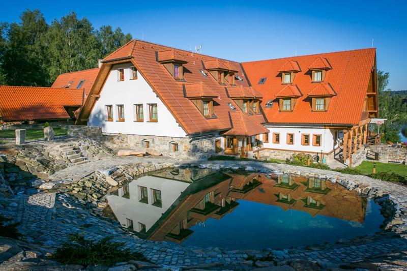 Hotel Leyla Frymburk Luaran gambar